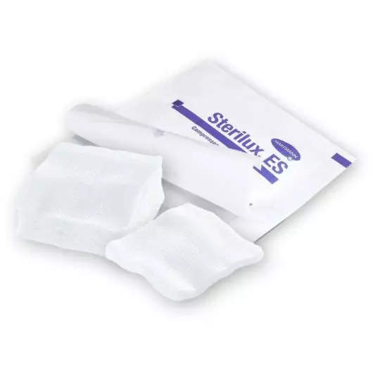 Sterilux Mull-lap steril 10x10cm 8 rétegű 10x Sterilux Mull-lap steril 10x10cm 8 rétegű 10x